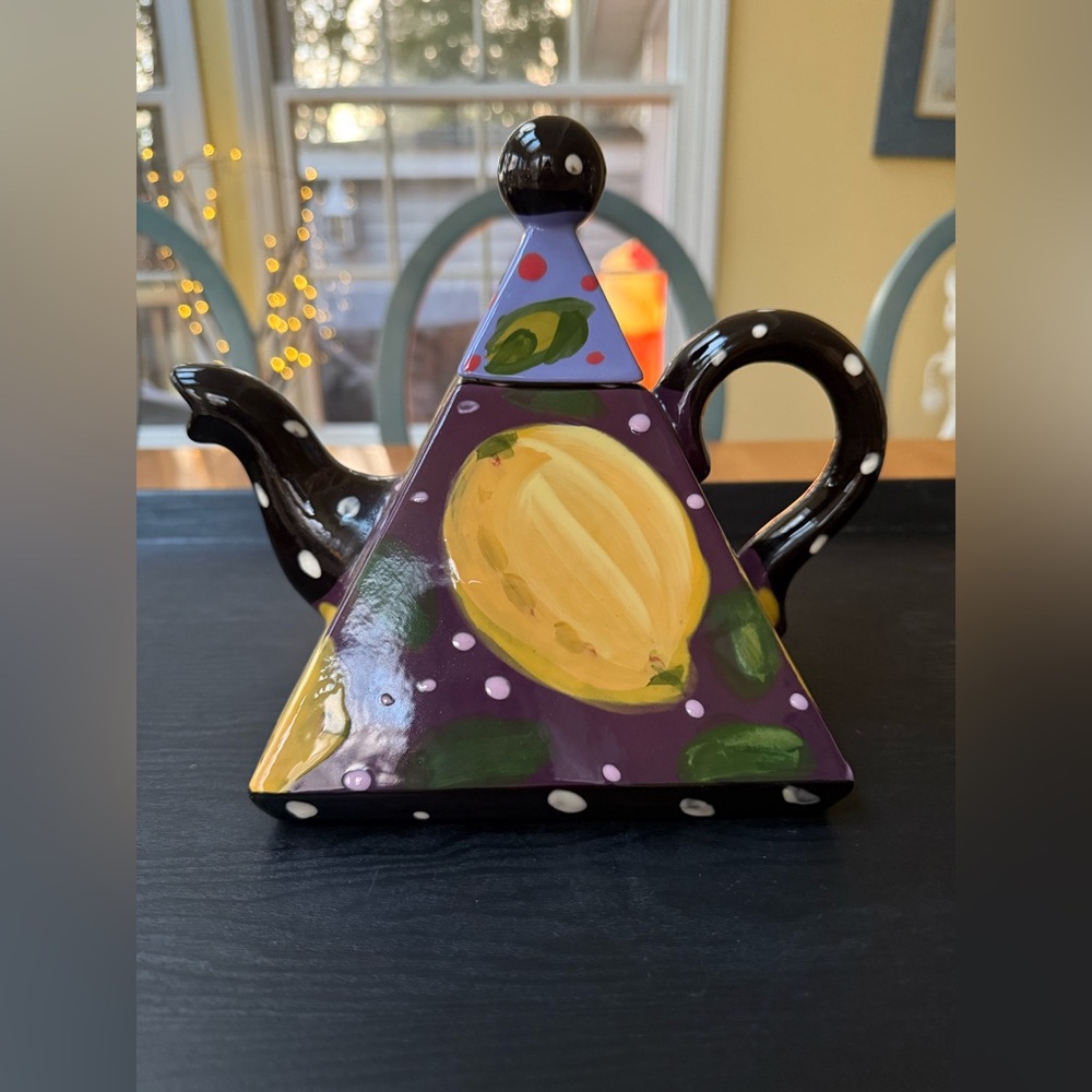 Vintage Tea Pot by Mary Heather Gibbs